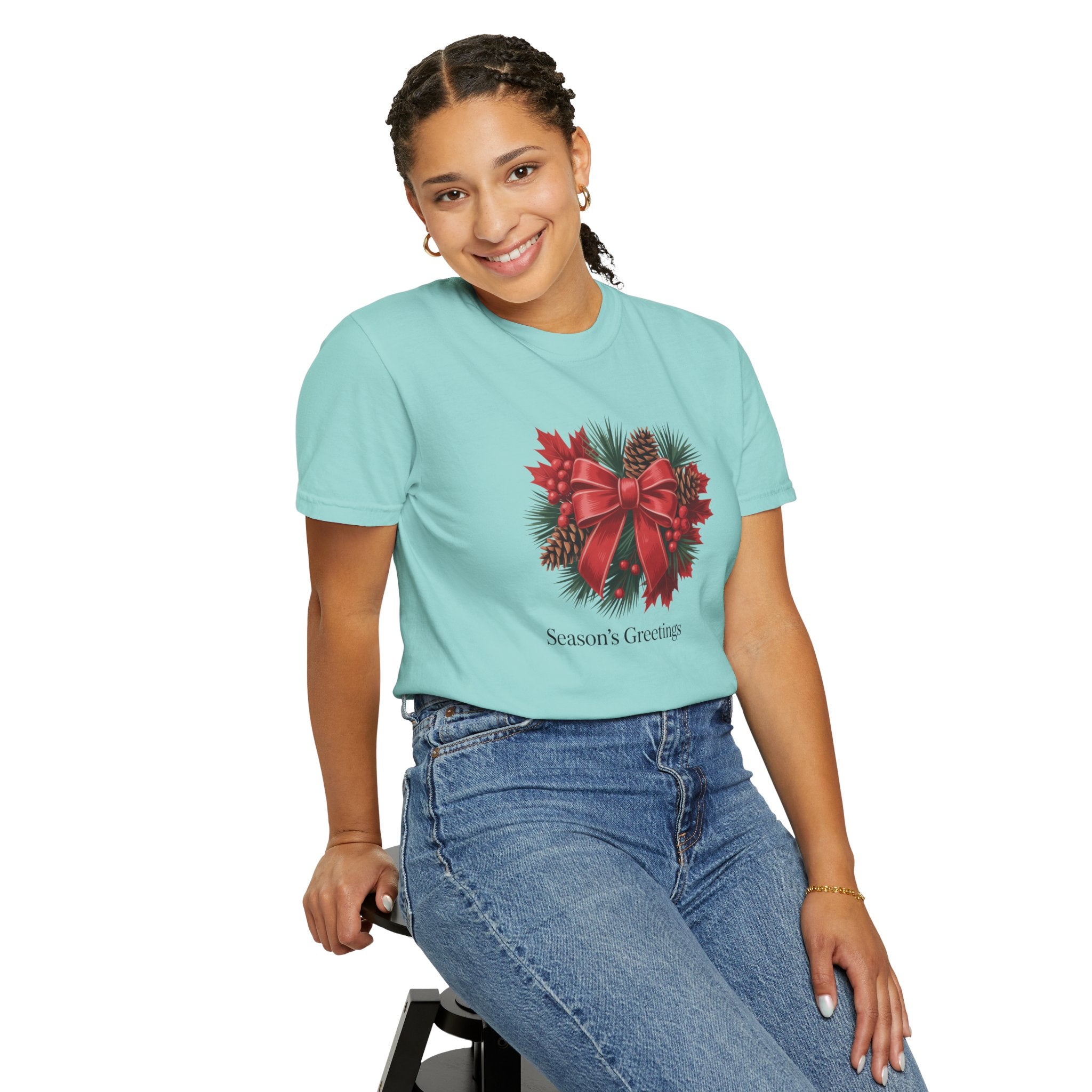 Season's Greetings Christmas Wreath T-Shirt