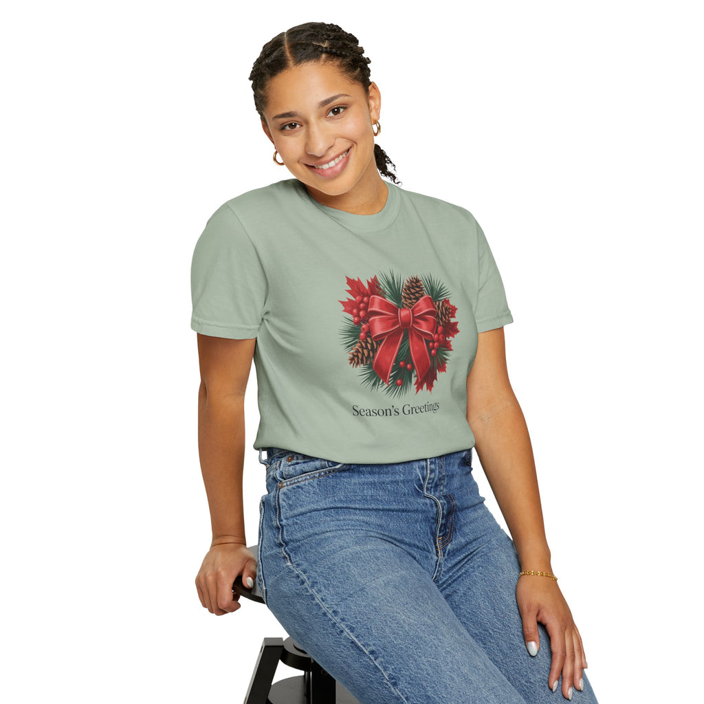 Season's Greetings Christmas Wreath T-Shirt