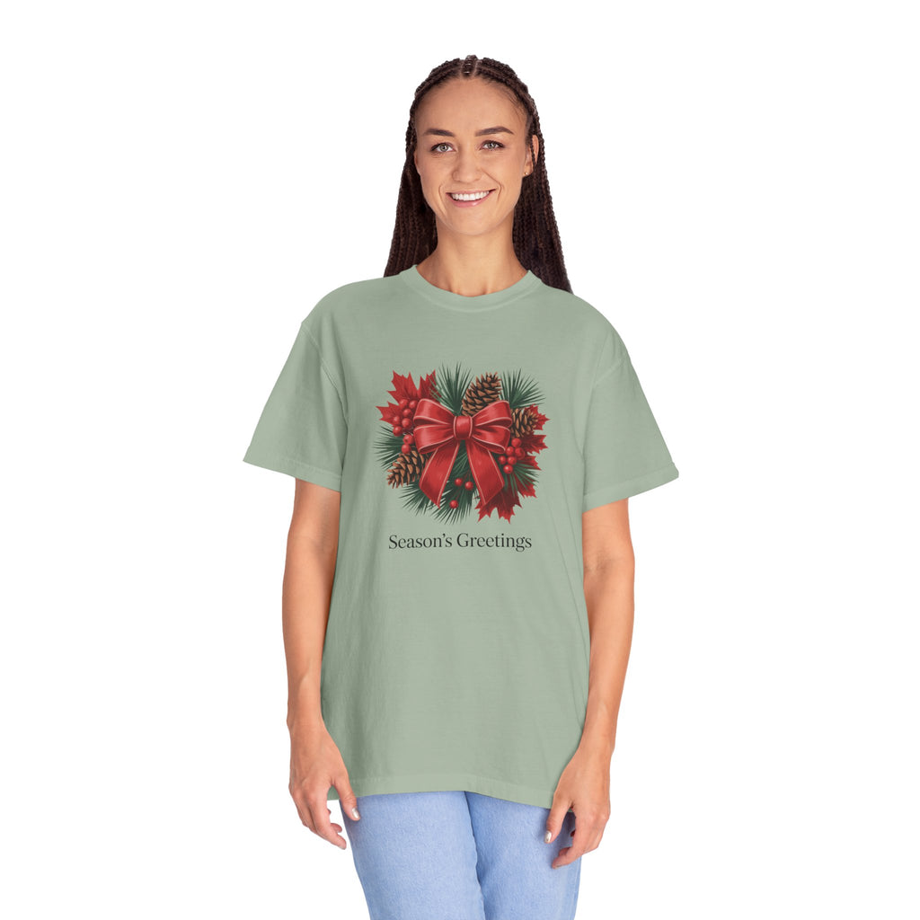 Season's Greetings Christmas Wreath T-Shirt